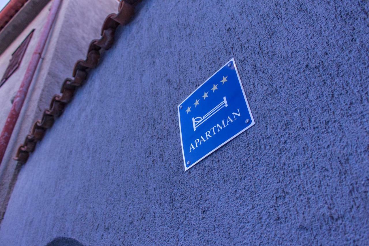 Old Town Mariolina *